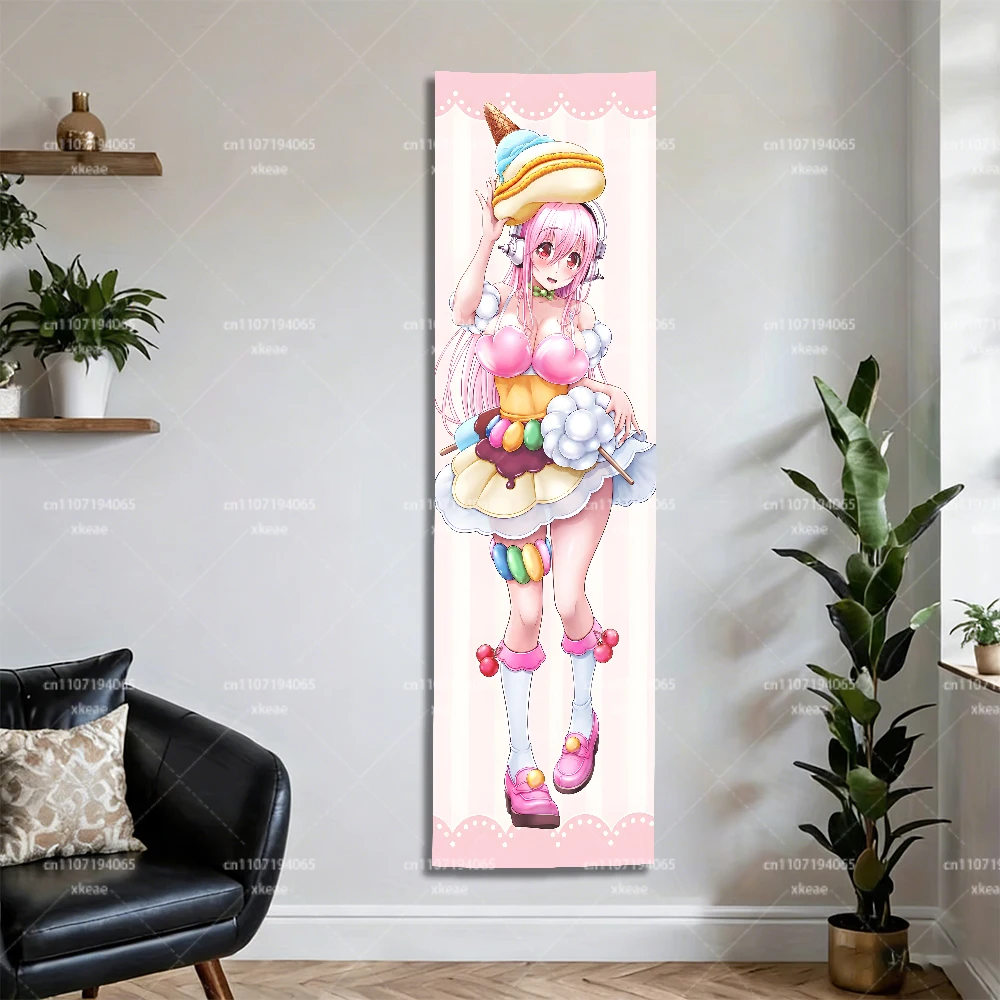 Niedliche rosa Haar-Tapisserie mit S-Super-Sonico-Motiv, süßer Bonbon-Hintergrund, lange vertikale Wandkunst – Detail 3