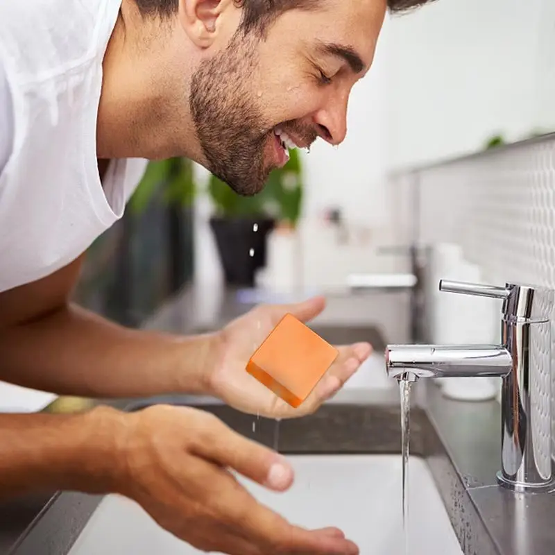 Barra de jabón hecha a mano para hombres y mujeres, aceite Natural de cúrcuma perfumado, jabón orgánico prensado en frío para cara, mano y cuerpo