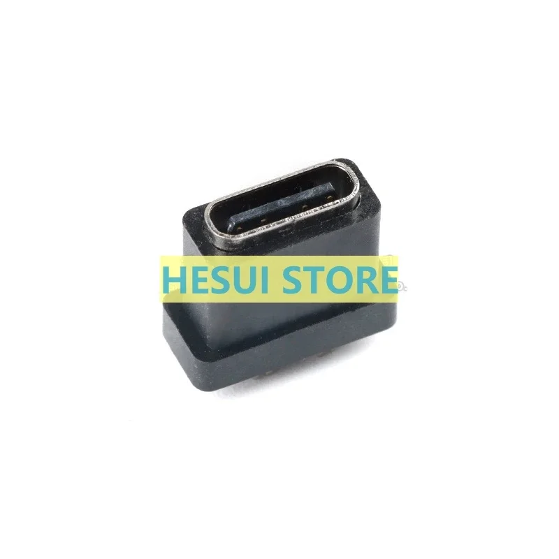 مقبس أنثى مقاوم للماء من النوع C 14PIN عموديًا في الخط مقاوم للماء IPX7