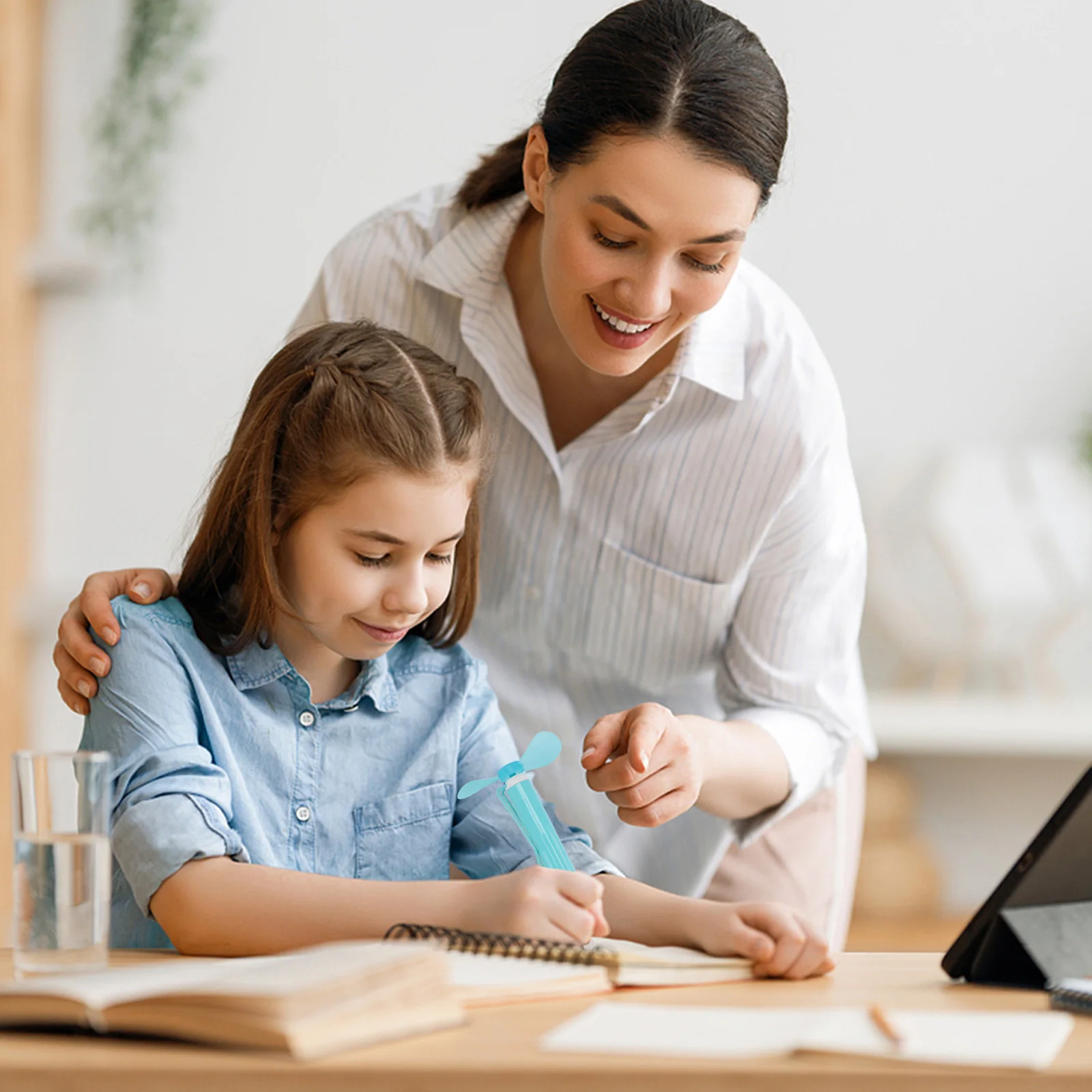 

2Pcs Creative Mini Fan Adorn Ballpoint Pens Smooth Writing School Supplies for Students Ballpoint Pens Writing Pen