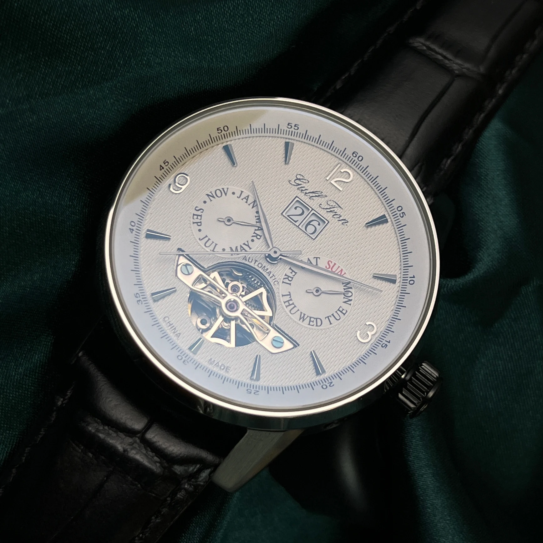 نورس ترون ساعة أوتوماتيكية للرجال 43 مللي متر ساعة اليد الميكانيكية الهيكل العظمي متعددة الطلب الياقوت مرآة شهر أسبوع تاريخ ST25