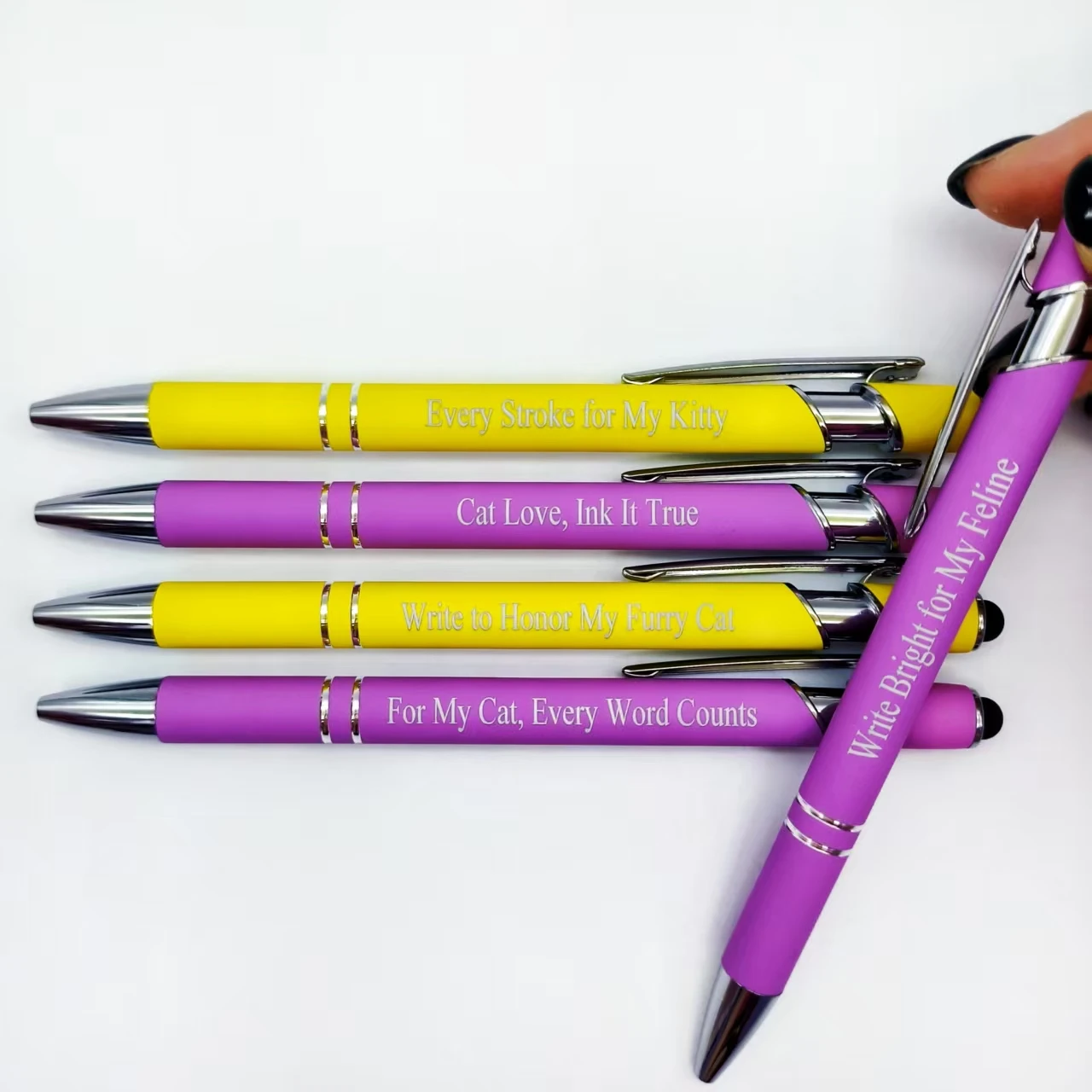 

8pcs/15pcs retractable ballpoint pen with joyful cat phrases to protect cat phrase engraving pens for daily office stationery