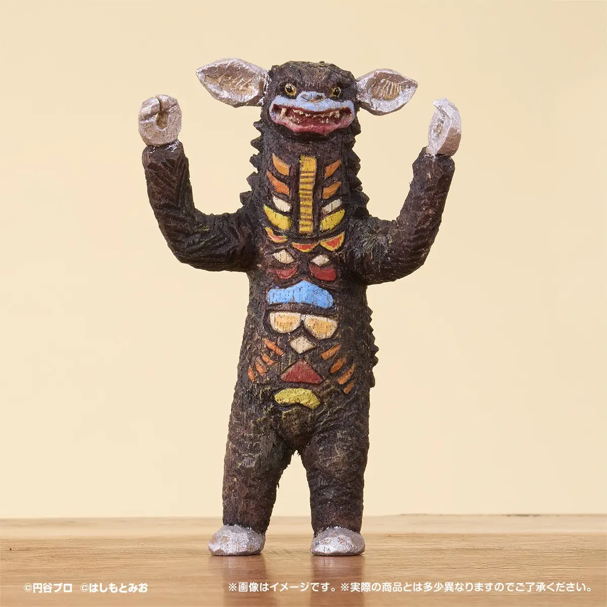 Bandai Ultraman Mostro in legno Intaglio Eleking Zetton Action Figures Modello Ornamento Gashapon Ball Ufficiale Genuino