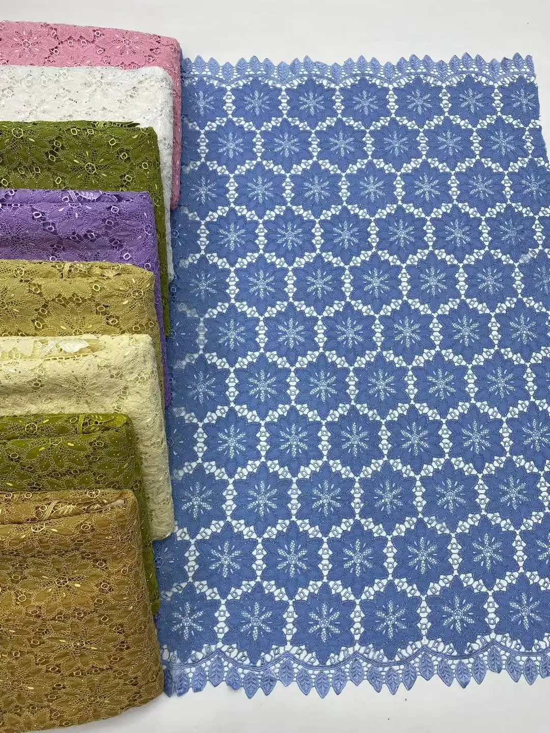 

Африканская сетчатая кружевная ткань Madison с камнями, 5 ярдов, высокое качество, нигерийская французская шифоновая кружевная ткань для свадебных платьев