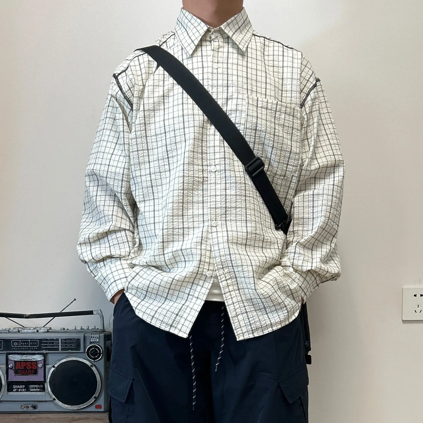 

Japanese Style Minimalist Retro Pleated Bubble Gauze Plaid Shirt for Men's Casual Trend Loose Jacket Top