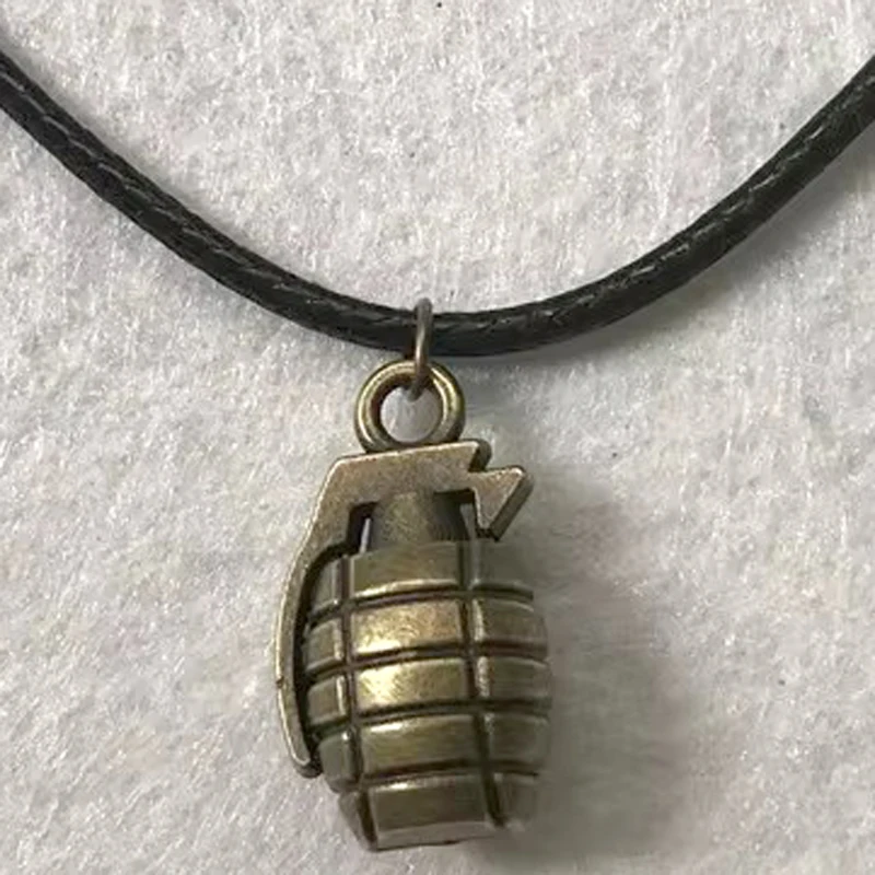 Vintage Antique Bronze Metal Hand Grenade Pendant Necklace For Men Women Alloy Wax Cord Rope Necklace Male Jewelry Punk Style