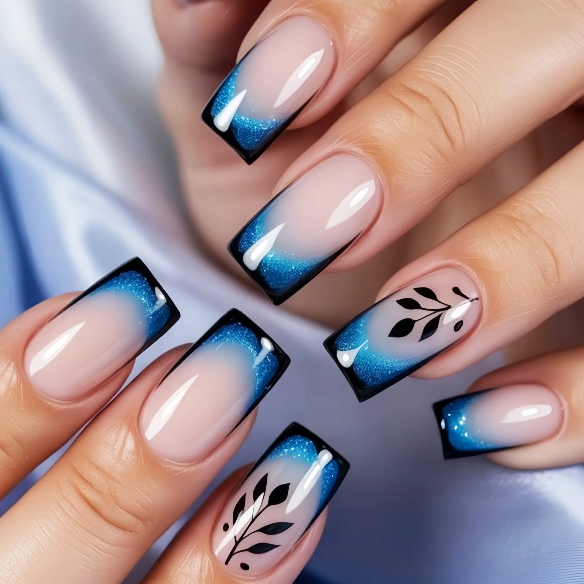 Farbverlaufsblaue künstliche Nägel für Frauen und Mädchen, Wassertropfen-Blatt-Design, vollständige Abdeckung, mittelfranzösisch, quadratische Nagelspitzen, zum Aufdrücken falscher Nägel
