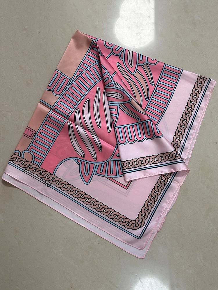 

Шарф с геометрическим принтом в стиле ретро, модный и универсальный квадратный платок, маленькая шаль для путешествий и отпуска