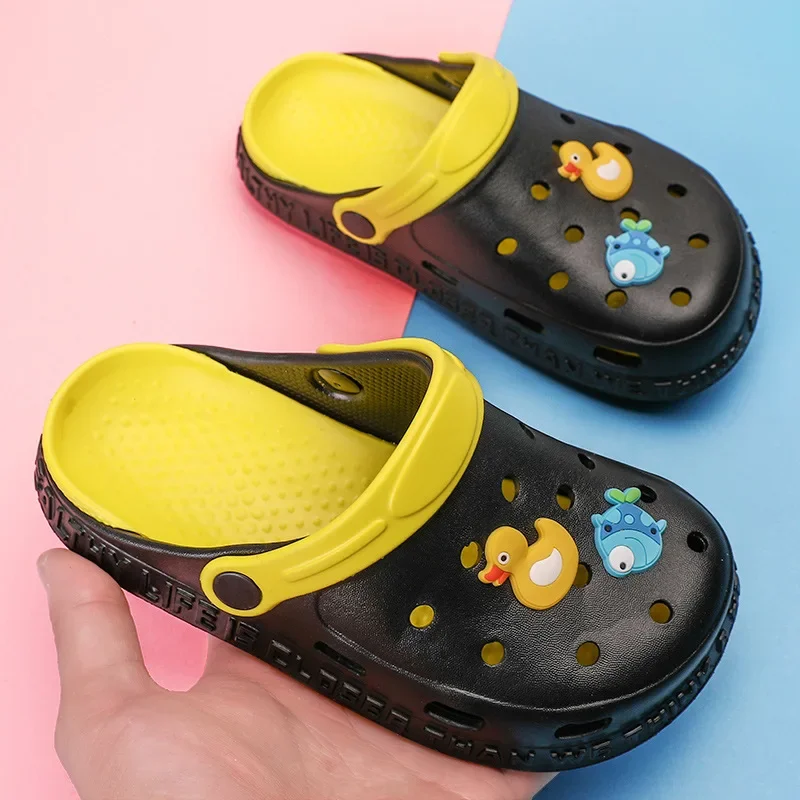 Kids Mules & Clogs Summer Baby Boys Girls Sandals Flat Heel Parent-child Beach No-Slip Slippers Children Garden Shoes H24-1