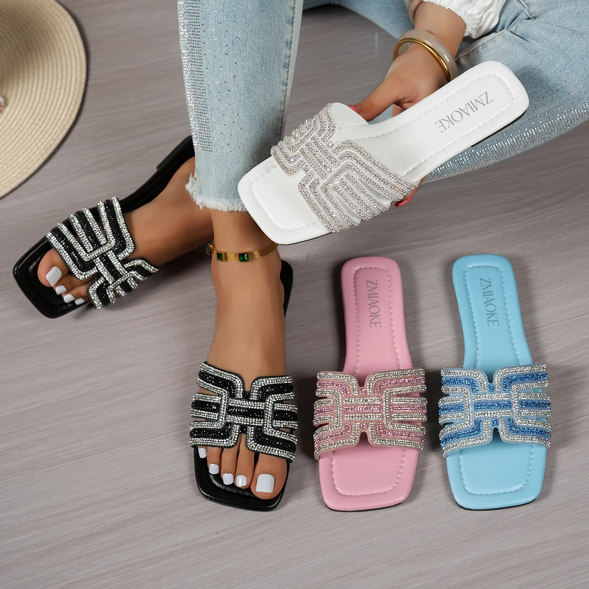 2026 Damen Strass-Slipper Modische Rutschfeste Schuhe Damen Outdoor-Slipper Designer Quadratischer Absatz Flache Sandalen Slides für Frauen