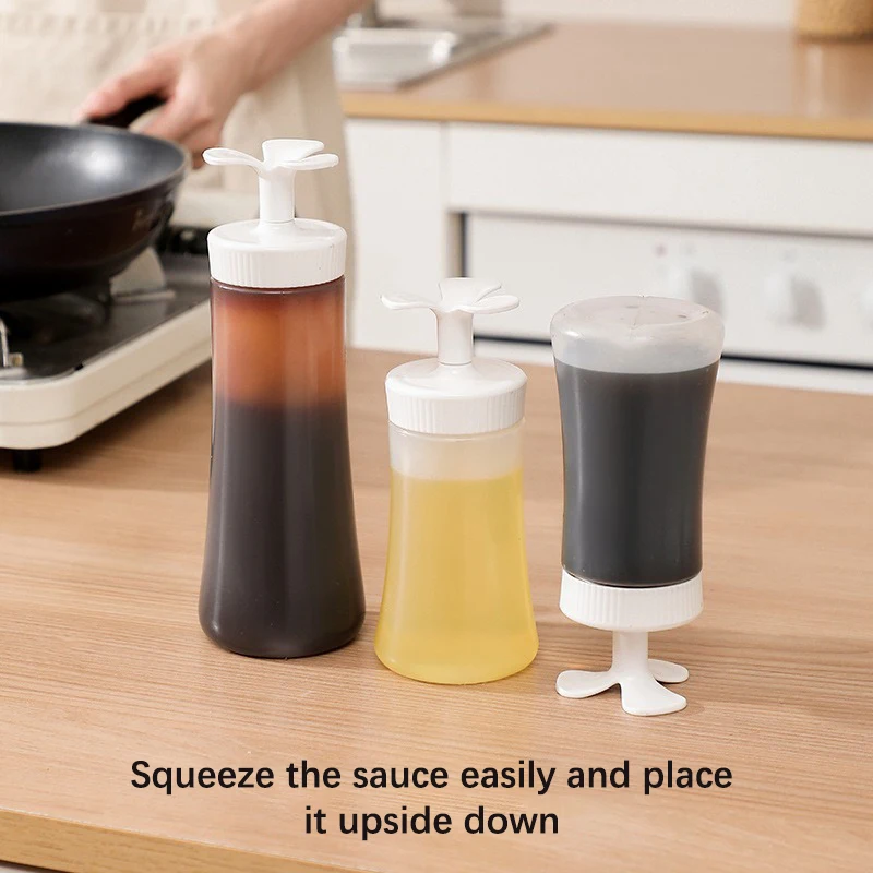 210/350ml Squeeze Bottle Household Kitchen Sub-bottling Tomato Salad Dressing Squeeze Bottle With Petal-shaped Bottle Cap Design