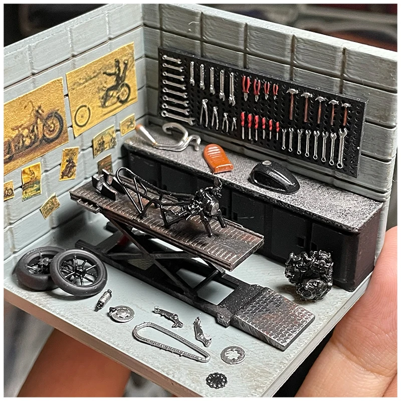 Collect DIY 1:64 AH CADI Motorcycle Repair Shop Painted Garage Motorcycle Repair Site Scene Combination Model Toy Decorations