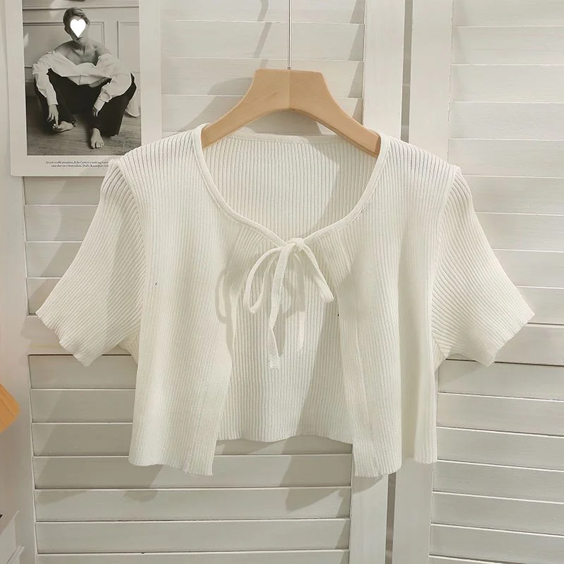 Top corto con fiocco francese con lacci Camicia da donna nuova versatile a maniche corte sottile lavorata a maglia per maglione cardigan semplice e solido estivo