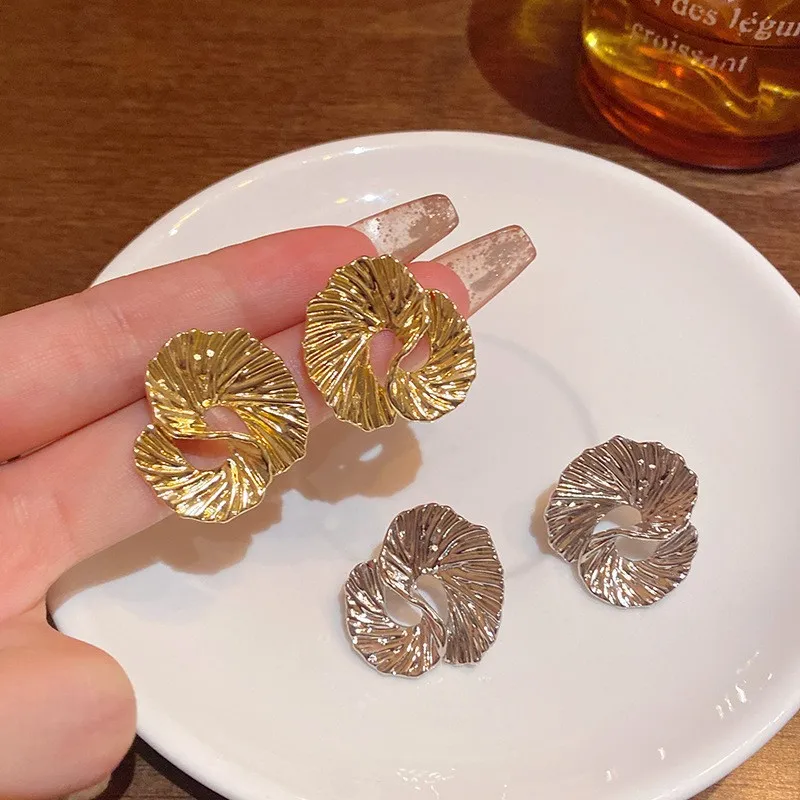 925 Silver Needle Gold Color Twisted Earrings For Women Metal Earing Jewelry 2025 Trending Irregular Wrinkled Geometric Earrings