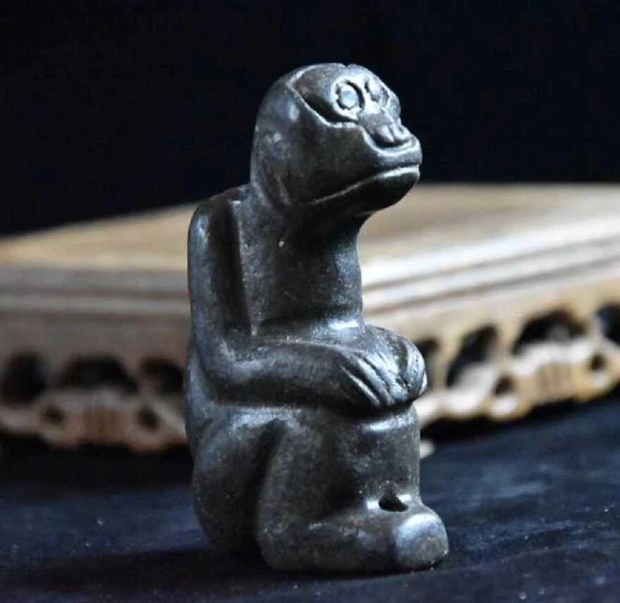 Hongshan culture archaize black iron meteorite sculpture monkey statue