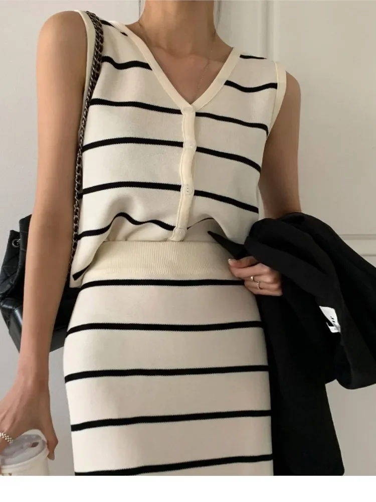 Knitted Summer Striped 2 Two Piece Set Women V-Neck Sleeveless Fashion Ladies Vests Tops Ruffle Pleated Korean Loose Woman Skirt