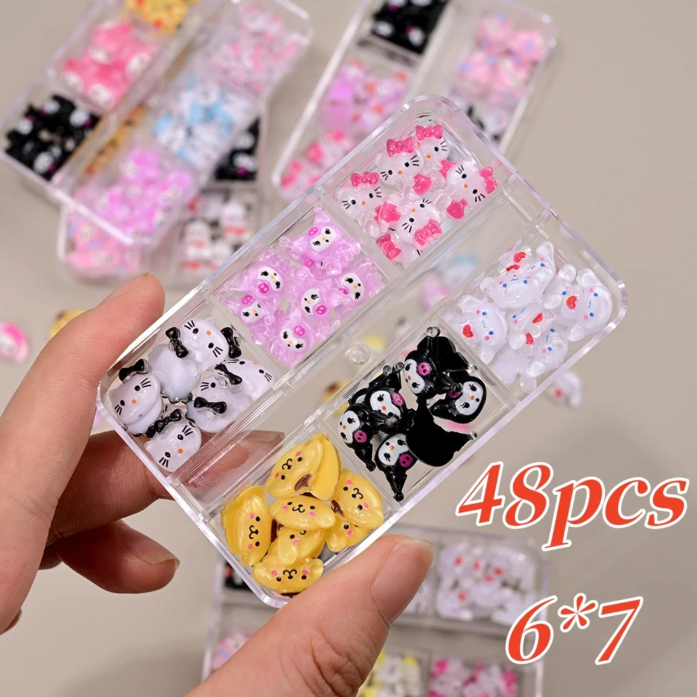 Breloques en biscuits pour ongles, bijoux de dessin animé, Hello Kitty, Kuromi, My Melody, série familiale Sanurgente mignonne, accessoires de pierres précieuses, 3D, 6x7, 48 pièces