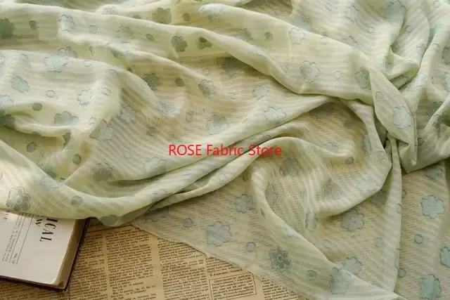 الوردي الأزهار الجاكار الشيفون النسيج تنفس قماش مخطط لفستان الربيع، قميص، بلوزة الصيف، الدانتيل الأعلى