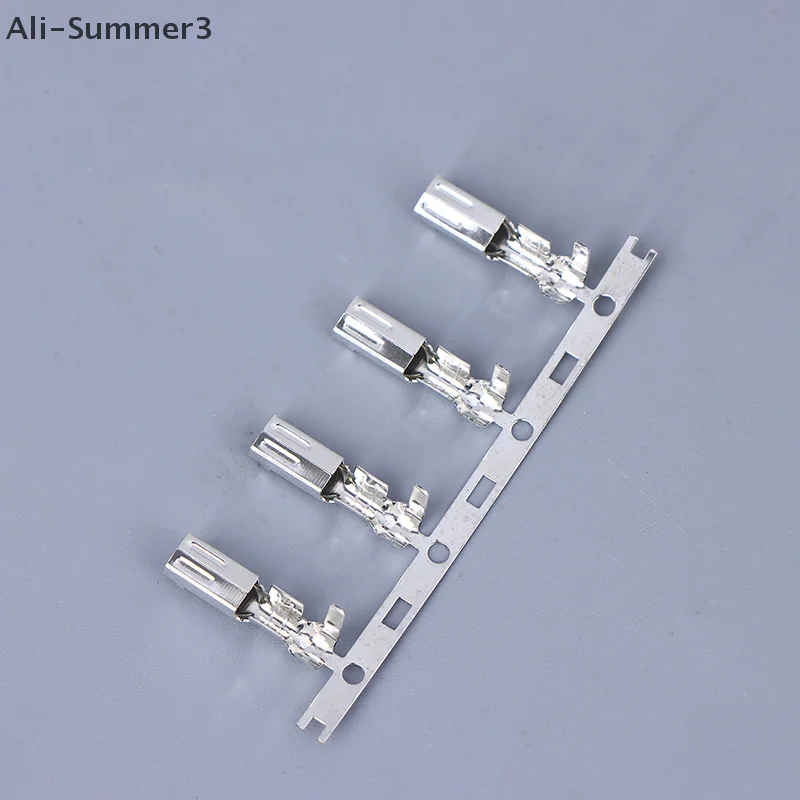 (YY)1 Set New 4-Pin Power Connector Plug For IC-7000 IC-7100 IC-7400 IC-7600 YAESU FT-450 KENWOOD TS-480 Radio DIY Cable Plug