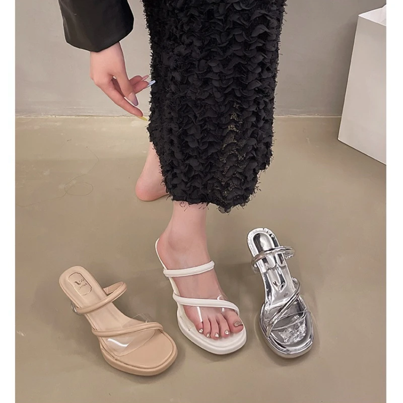 Summer New Fashion Temperament Open-toe Crystal Slippers Women's Transparent One-word belt Outerwear High-heeled shoes trend
