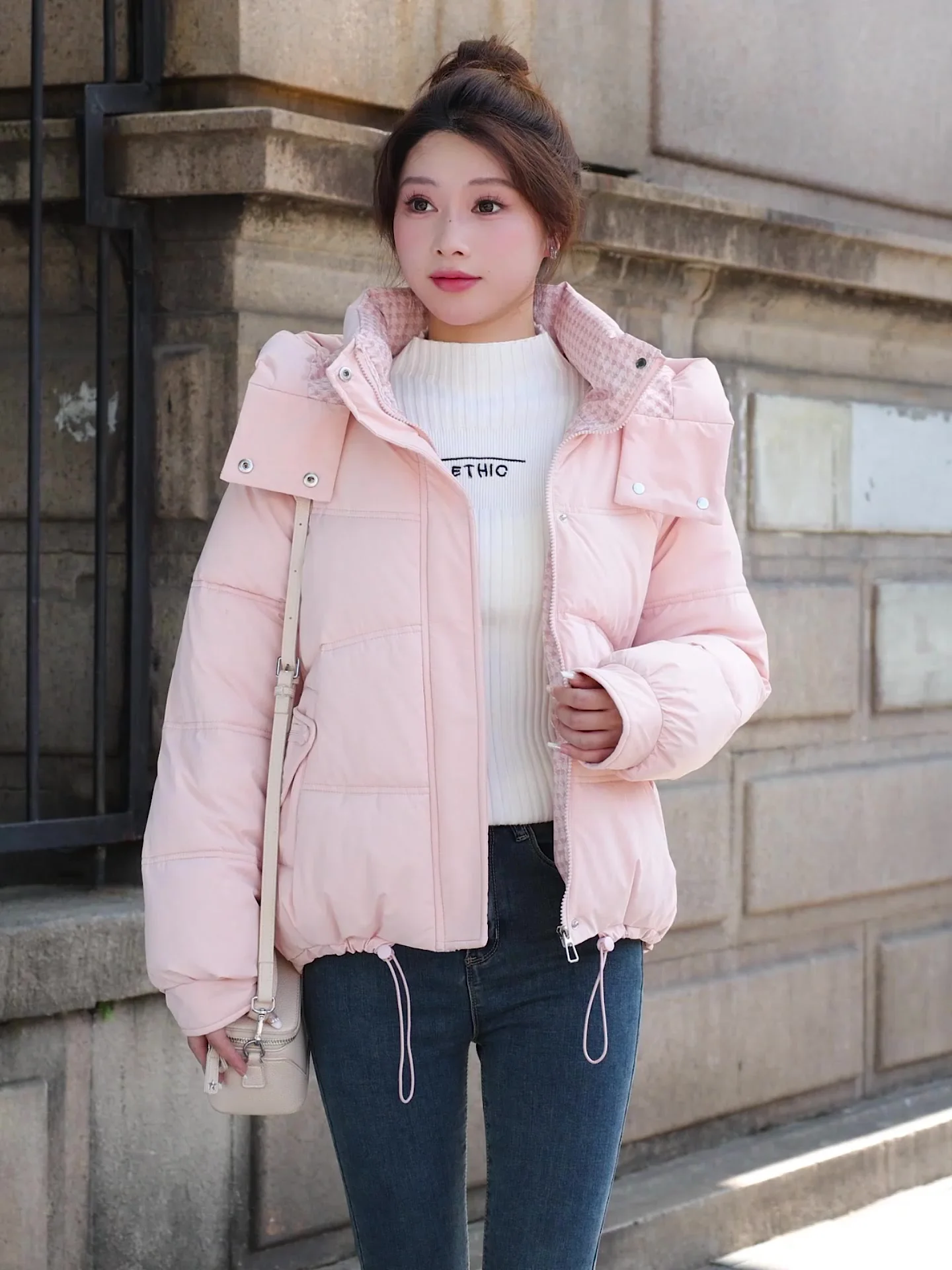 

Woman Down Cotton Jacket 2025 New Fashion Design Sense Thickened Hooded Zipper Loose Women's Winter Warm Jackets Outwear