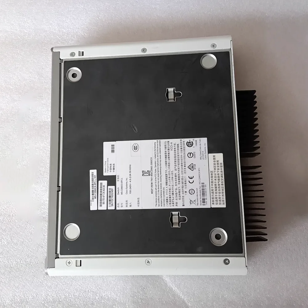 

1 шт. WS-C2960C-8PC-L 8-портовый PoE-коммутатор Ethernet 2960C