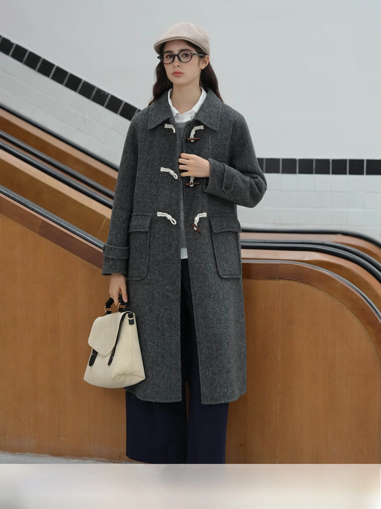 

Двустороннее шерстяное пальто Bruland: классический фасон, с крупными пуговицами, теплая верхняя одежда для женщин, для повседневной носки