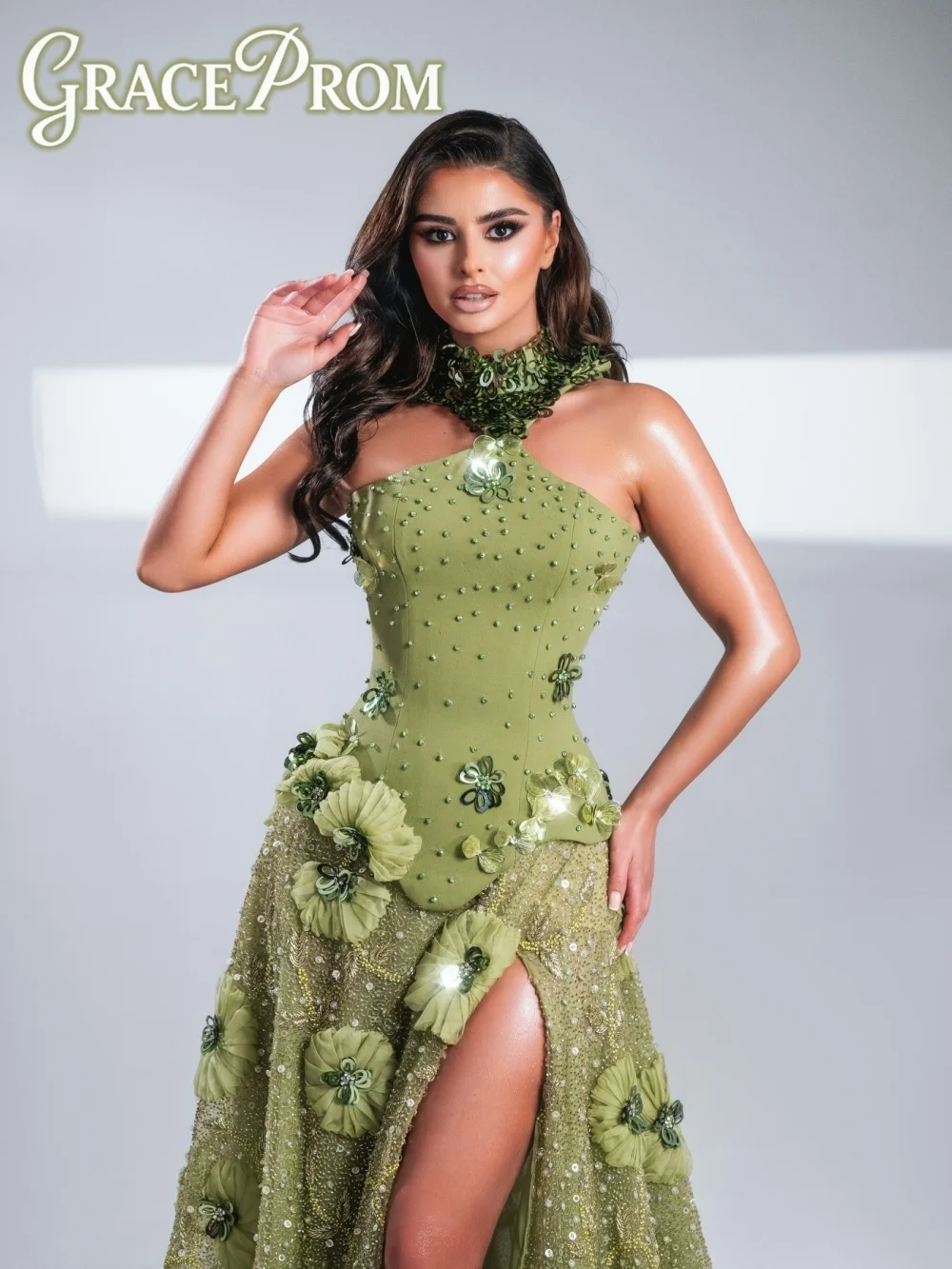 

Очаровательное вечернее платье-русалка с 3D цветочным декором и бисером, 2026, романтичное, с вырезом халтер, высоким разрезом и шлейфом