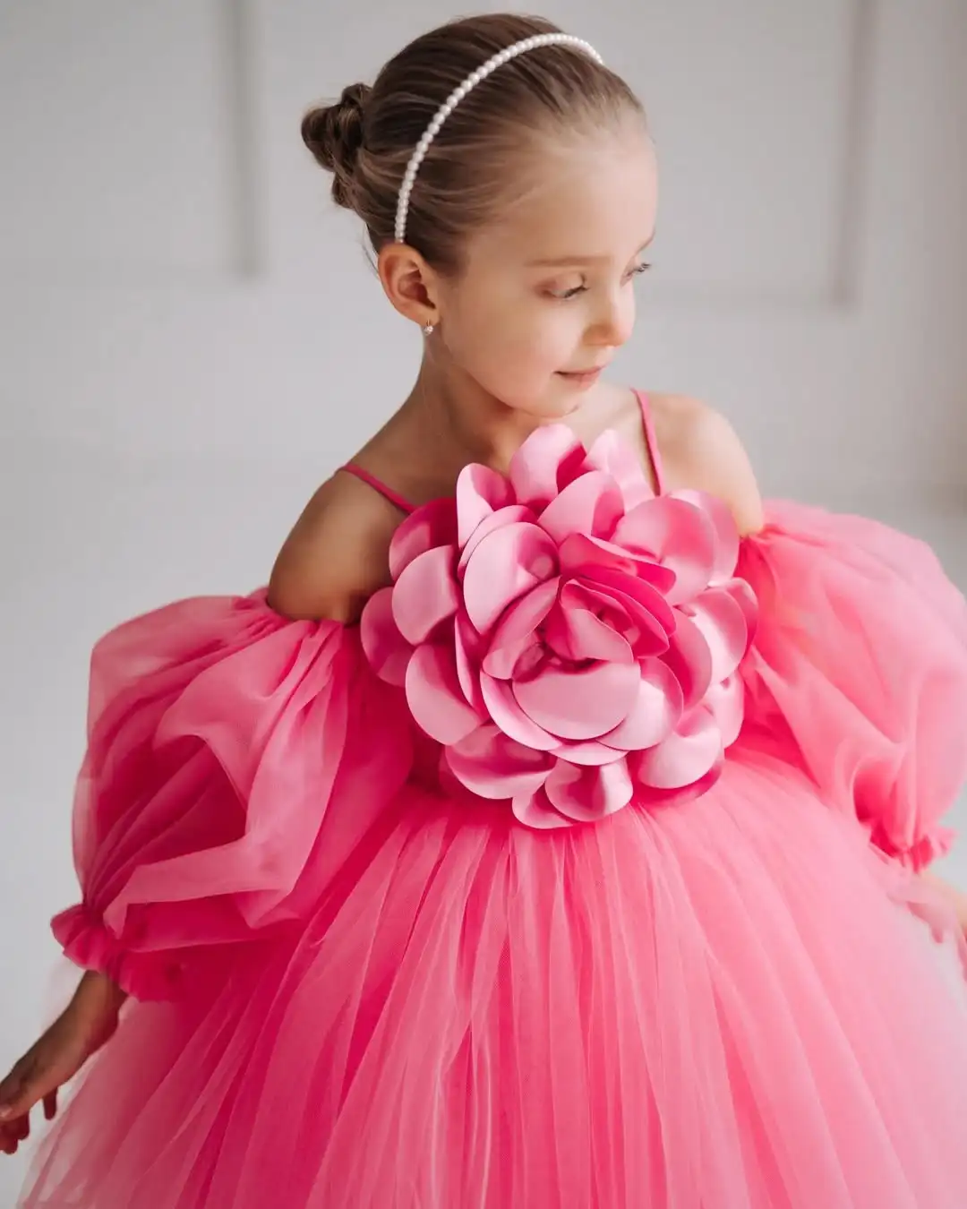 

Pink Flower Girl Dresses 2026 Tulle Spaghetti Strap Tea-Length Gril Princess Dress Kid Birthday Gown Child Dress First Communion