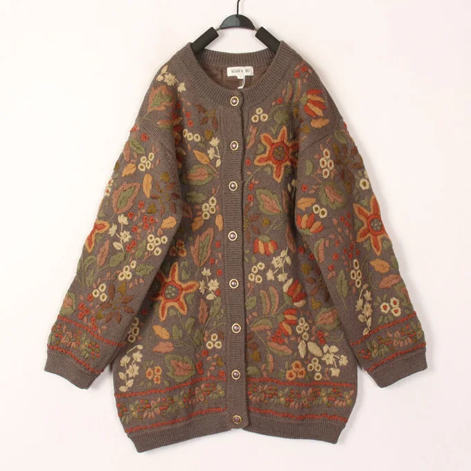 

Sweet Vintage Hooked Flower Woolen Sweater Overhead Coat Harajuku Style Warmth Commute Loose Long Sleeve round Neck Button up
