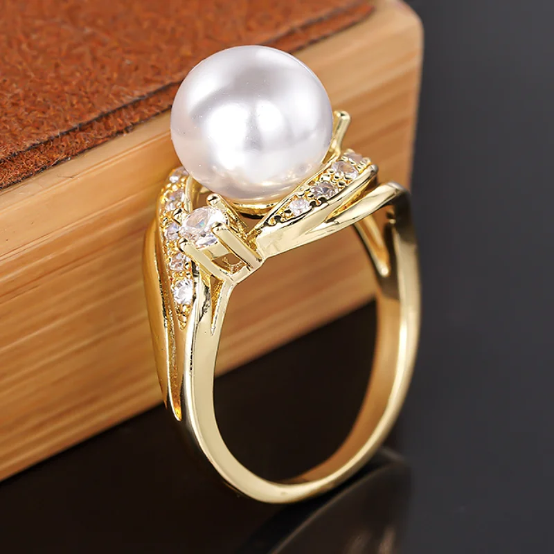 Huitan Luxus Imitation Perle Ringe Mit Hellen Zirkonia Für Dame Hochzeit Party, Verlobung, Trendy Zubehör Geschenk Schmuck