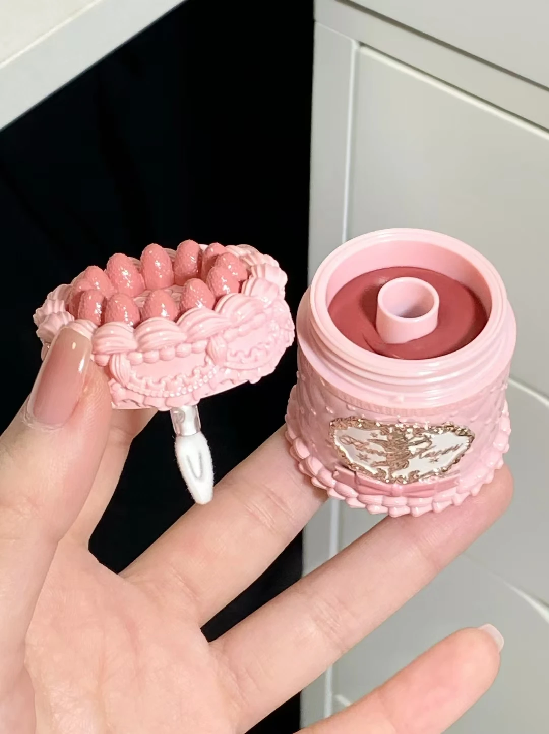 Fleur sait fraise Cupidon Lipmud gâteau rouge à lèvres velours mat crème pour les lèvres brume douce haute couverture maquillage lisse prévenir la décoloration