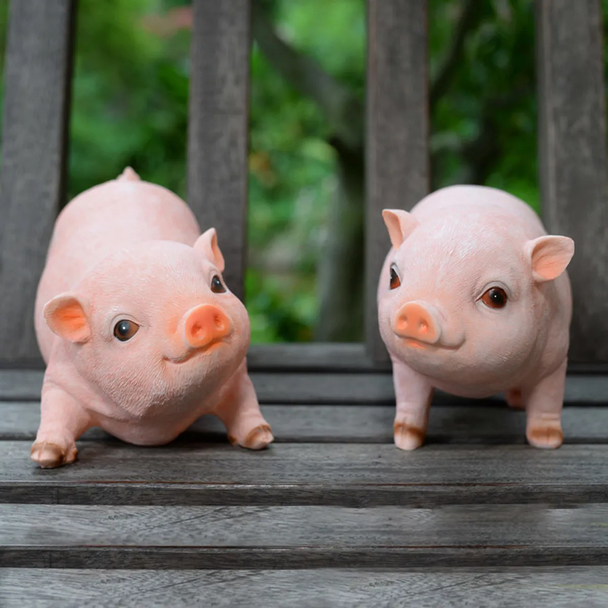 Cute Resin Piggy Statue Creative Animal Sculpture for Room Decor Office Desk Garden Display Home Decor Decorative Resin Pig