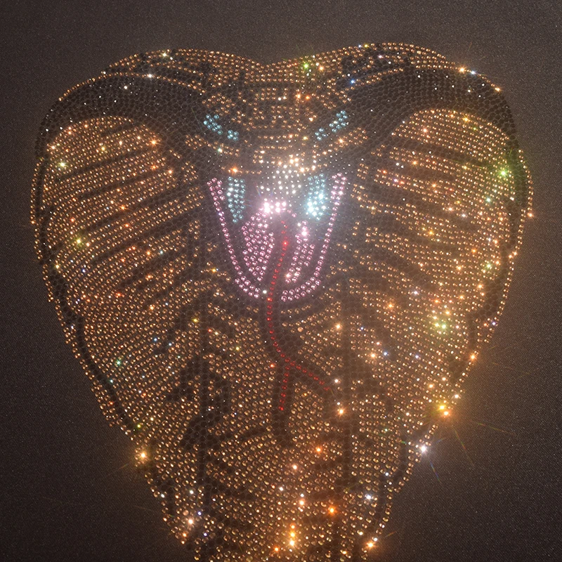Rhinestone King Cobra Design Fashion Large Cloth Patch Hot Diamond Sequin DIY Clothing T-Shirt Decorative Patch