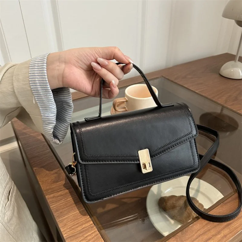 

Premium Women's Shoulder Bag Made Of Stream-Printed Leather Boasting High-End Nicaragua Lasting Spacious Soft Style