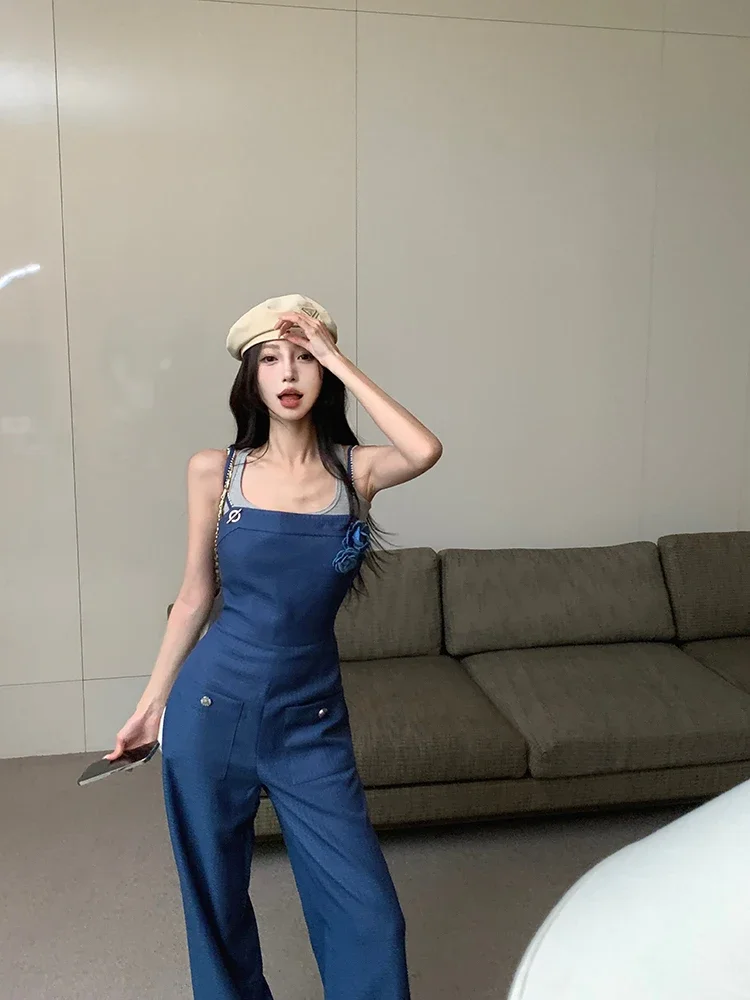 بذلة بحمالات على شكل زهرة ثلاثية الأبعاد سراويل غير رسمية بمزاج صيفي للسيدات مع بذلة متخصصة بنمط شبكي