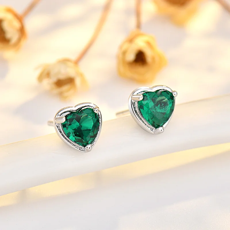 Luxury Crystal Green Love Heart Stone Small Stud Earrings For Women Fashion Wedding 12 Months Birthstone Jewelry Birthday Gifts