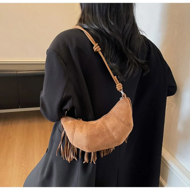 

Women's Tote Bag Crafted From Premium Leather Featuring Paris Style And High-End Elegant Daily Look