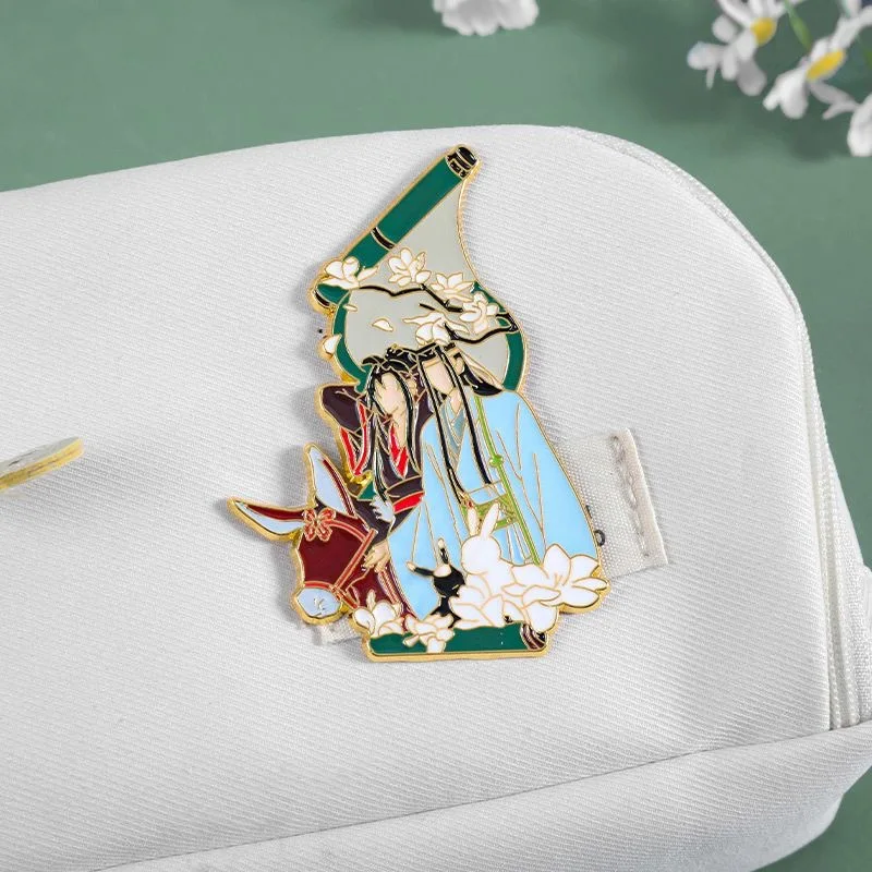 악마의 길의 주인 캐릭터의 주변 캐릭터 코스프레는 자이치 시리즈에 속하며, 웨이 우시안의 블루 포겟 머신과 함께 메탈 배지가 함께 제공됩니다.