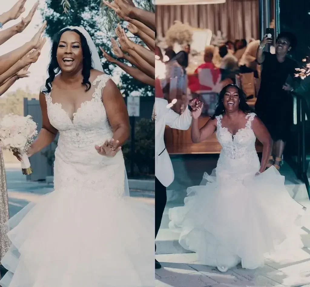 Robes de mariée sirène personnalisées col transparent Corset dos à plusieurs niveaux balayage Train Appliques perles jardin africain pays robes de mariée