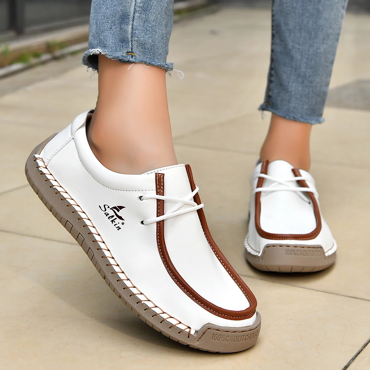 

Women's Retro Loafers, Couple Style, Simple and Fashionable Lace-Up Casual Shoes, Outdoor Sports Shoes Suitable for All Seasons, Business Office, Daily Driving, Women's Shoes, Large Size Unisex Shoes