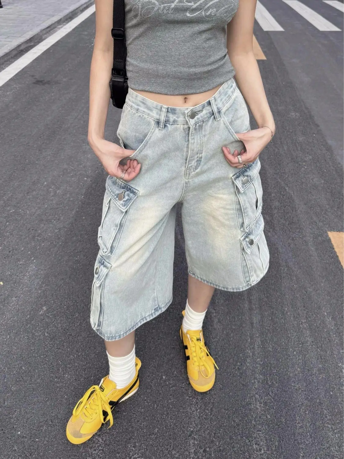 Women's Multi-pocket High Waist Loose Wide Legs Seven-point Retro Wash Straight Work Jeans