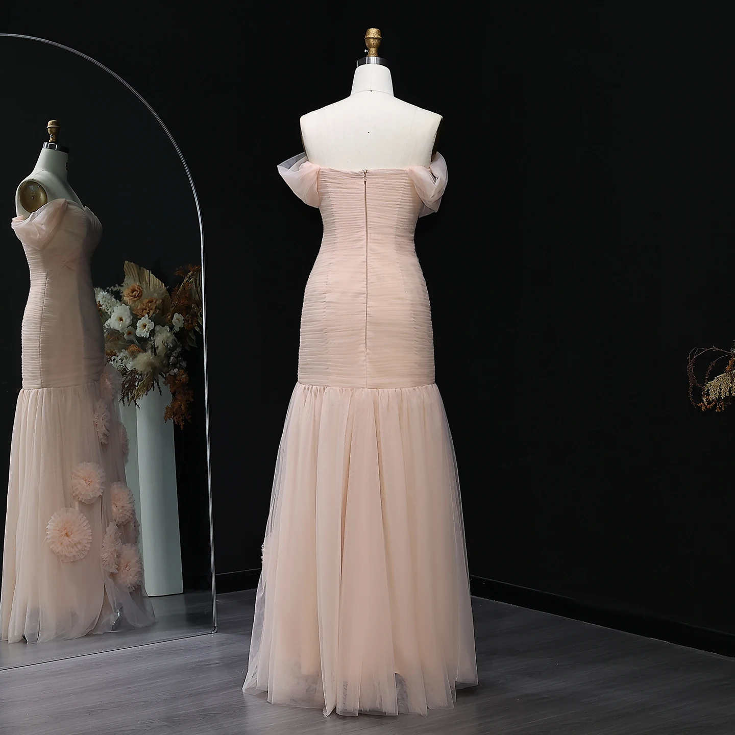 シャロンはオフショルダーピーチマーメイドアラビア語 3D 花プリーツ女性のウェディングパーティードレス SF176 カスタマイズ