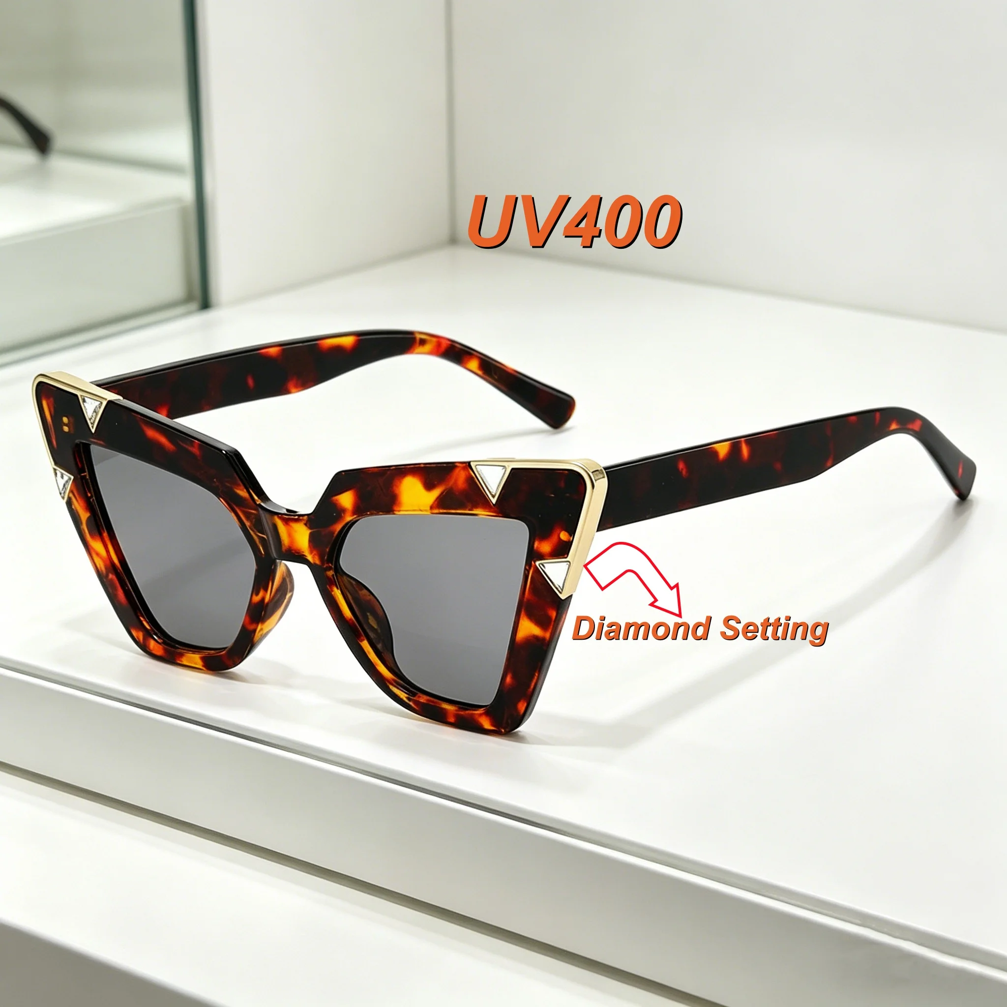 

2026 New Fashionable Personalized Cat Eye Large Frame Women's Sunglasses Outdoor Neutral Diamond Inlaid UV400 Sunscreen Glasses