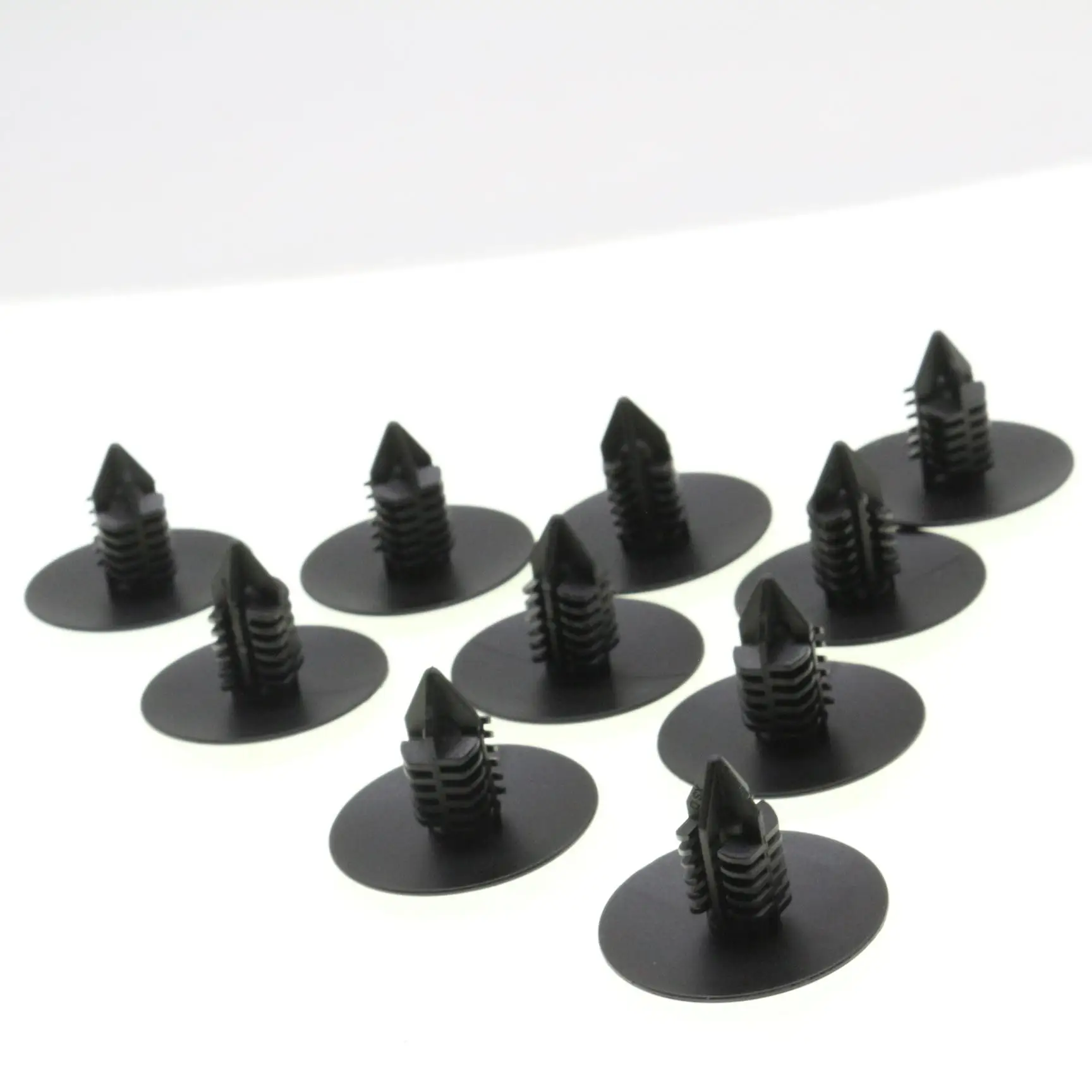 

10 pcs Wheelhouse Shell Mounting Clips Fit For Renault Clio Megane Scenic Splash Guard Lining Retainers 7703077090 Push Pin