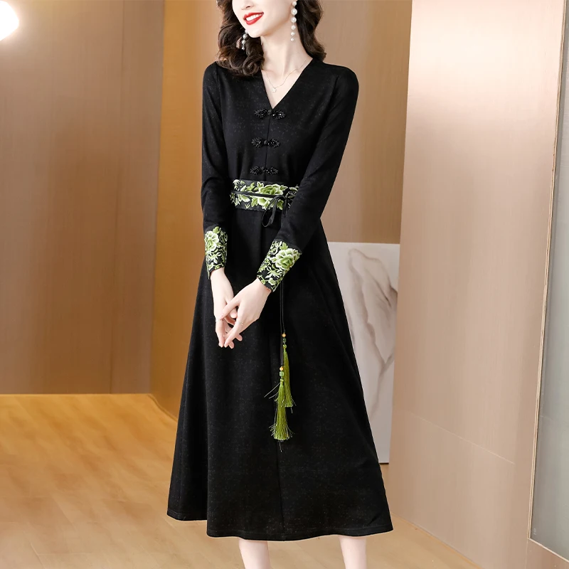 2022 Autumn Silk Embroidered Long Cheongsam Lace Edge Chinese Traditional Style Evening Dresses Ceremony Qipao Dress for Women