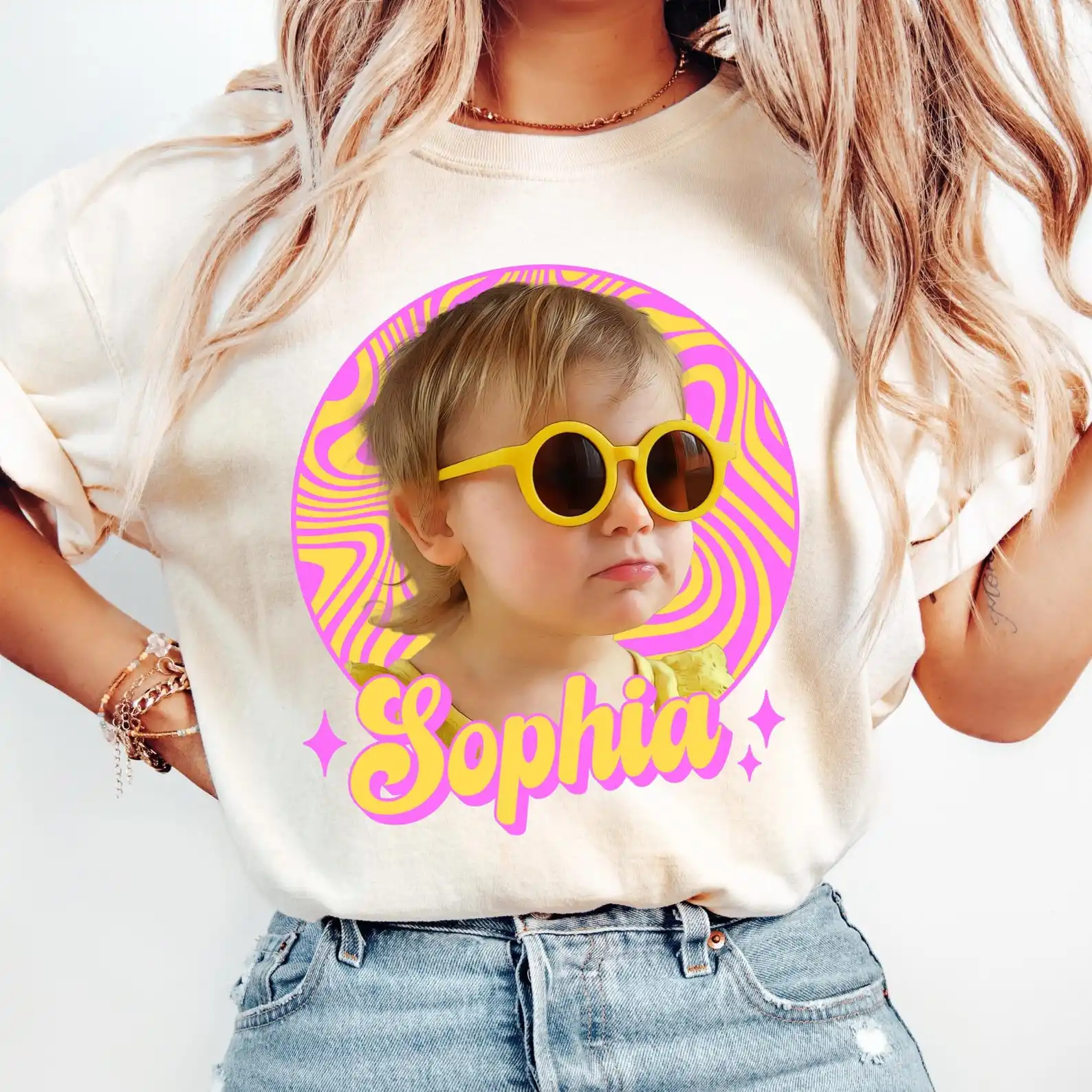 

Custom Wavy Graphic Unisex T-shirt Your Photo With Name Personalized Face Shirts for Husband Wife Family Present Custom Y2K Tee