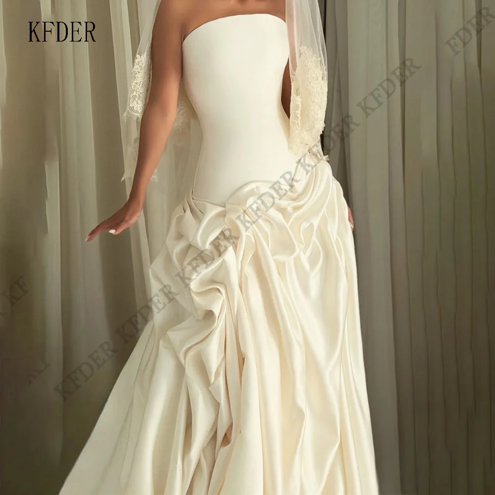 Modern Strapless Satin A-Line Wedding Dresses Women Satin Pleat Ruched Sleeveless Princess Bride Bridal Gowns Customized