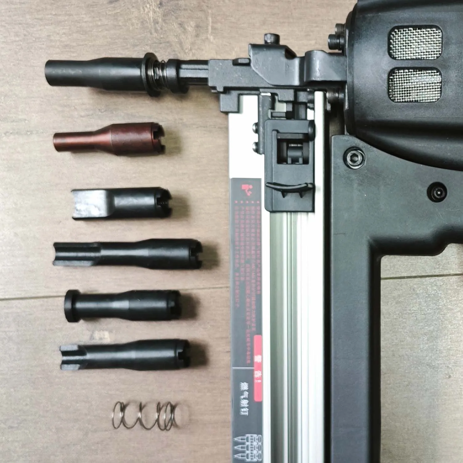 120J Strong Power Gas Actuated Tool GCN50 for Fastening to Concrete or Steel Gas Nailers