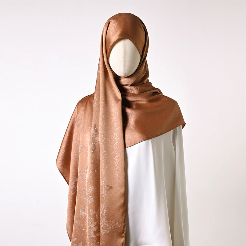 Hijab bohemien da donna Marchio di lusso Hijab morbido Hijab da donna Scialle lungo quadrato musulmano Protezione solare Gita estiva 2025 nuovo